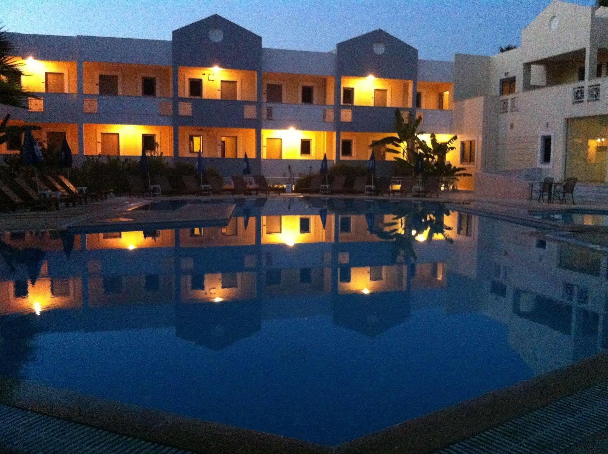 Olgas Paradise Apartments 살리디 외부 사진